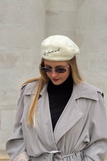 Кепи-перевертыш, ткань шерсть, цвет белый